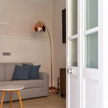 Domus Carolina - Stylish Living In The Soul Of Casa de Férias Cagliari